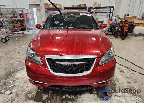 2013 Chrysler 200 Limited z USA, uszkodzony, nr VIN 1C3CCBCG9DN736764